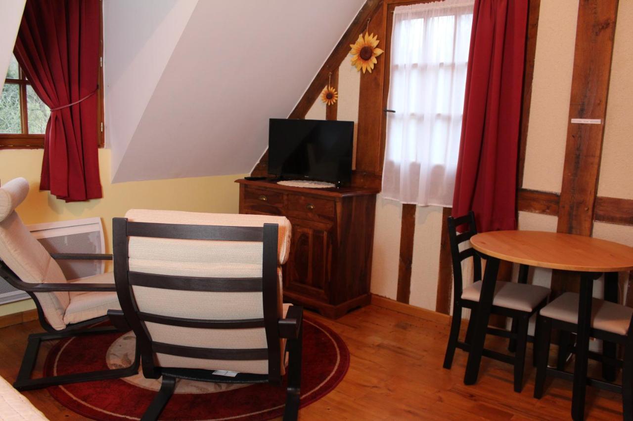 B&B Devalpierre Adult Only Glanville Eksteriør billede