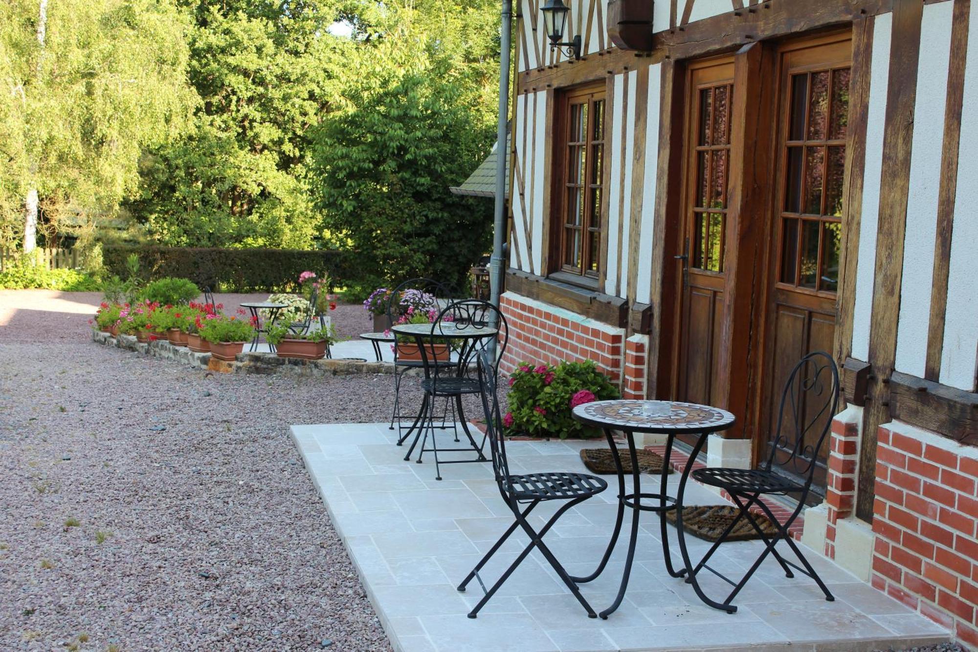 B&B Devalpierre Adult Only Glanville Eksteriør billede